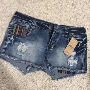 Embroidered shorts